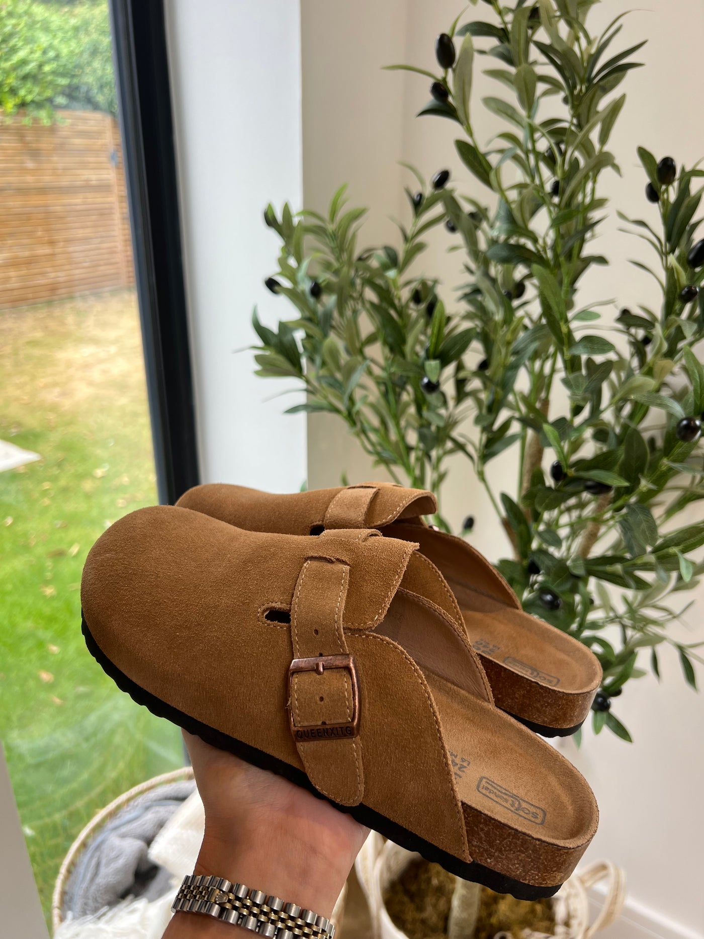 Slip On Clogs With Buckle (size up)