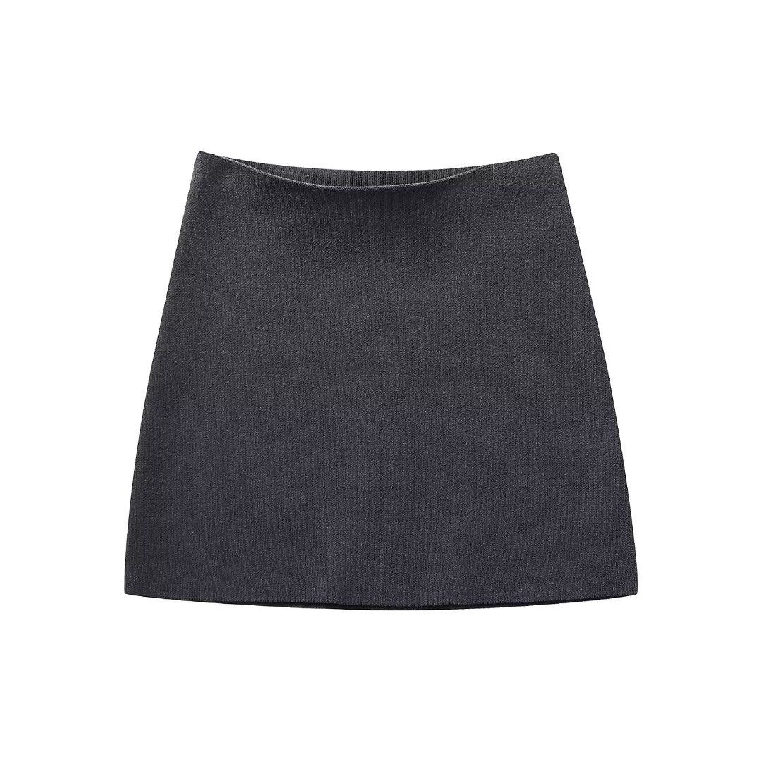 Knitted V-Neck Mini Skirt Coord