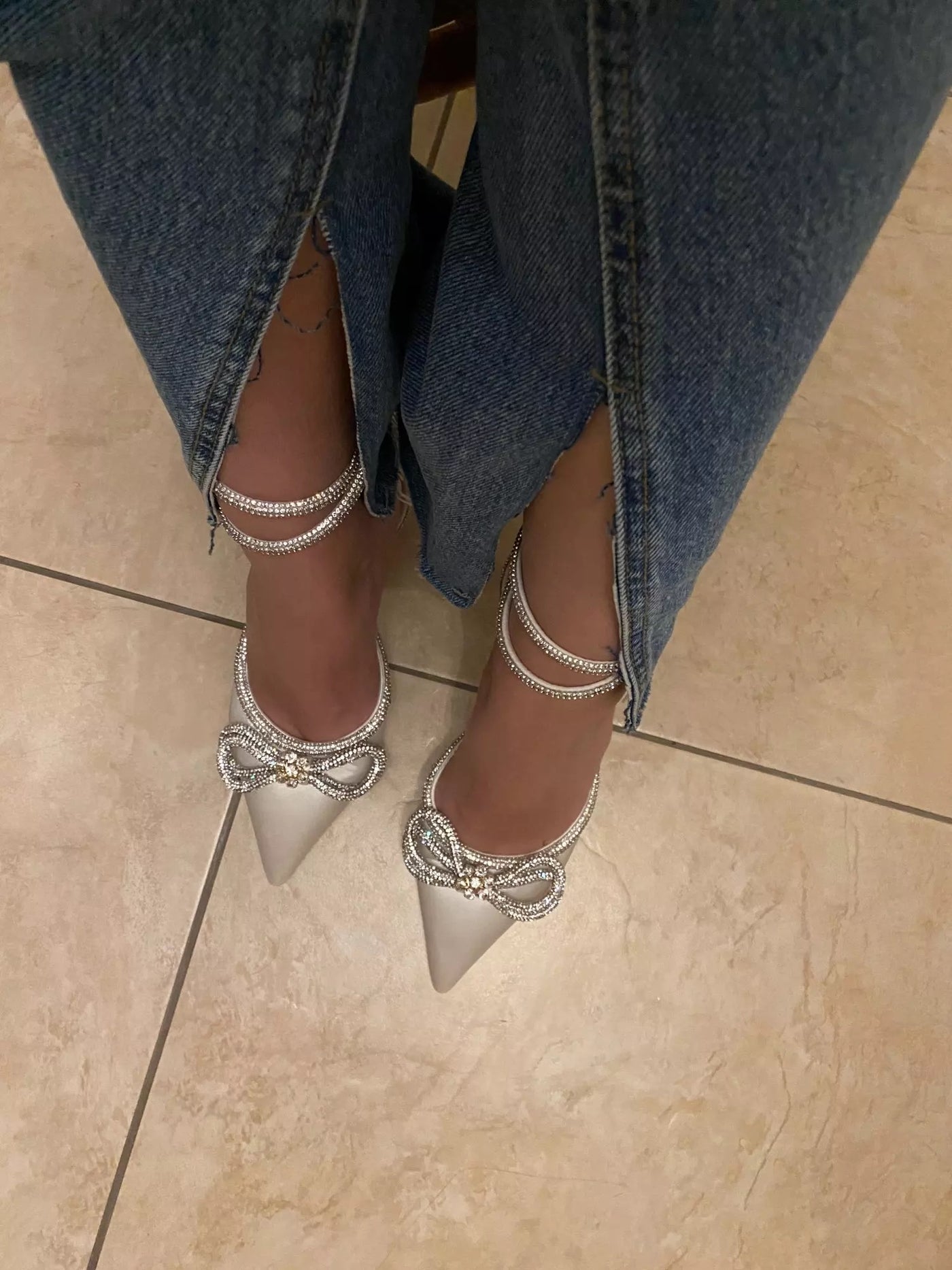 The PENELOPE Heeled Sandals White/Silver (pre order)